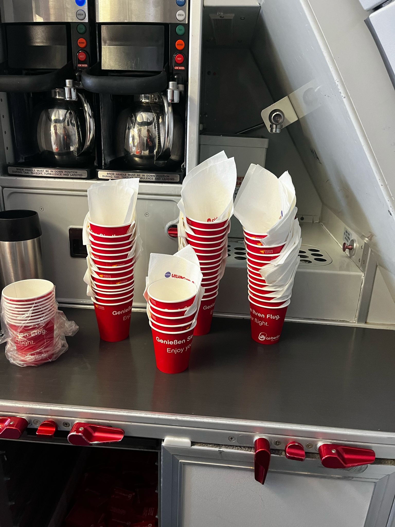 Die Maschine in der AirBerlin-Lackierung (1)